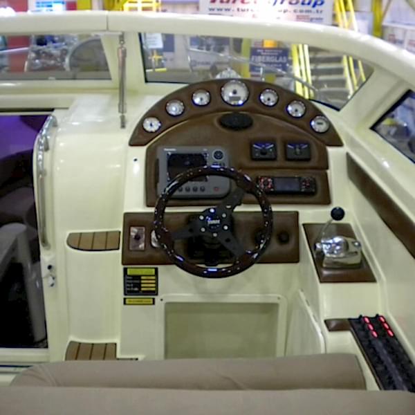 850CC Cabin Cruiser - Euro Boat