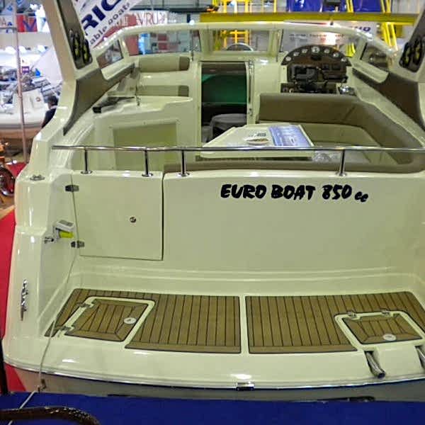 850CC Cabin Cruiser - Euro Boat