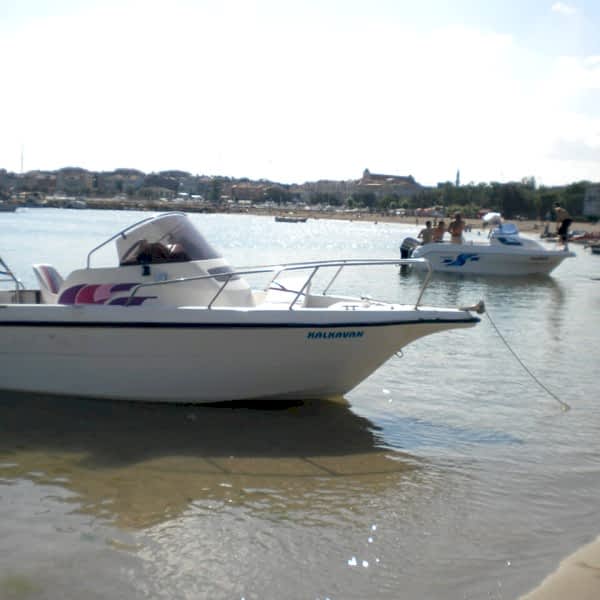 520CC Cabin Cruiser | Euro Boat