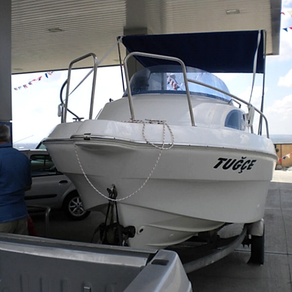 520CC Cabin Cruiser | Euro Boat