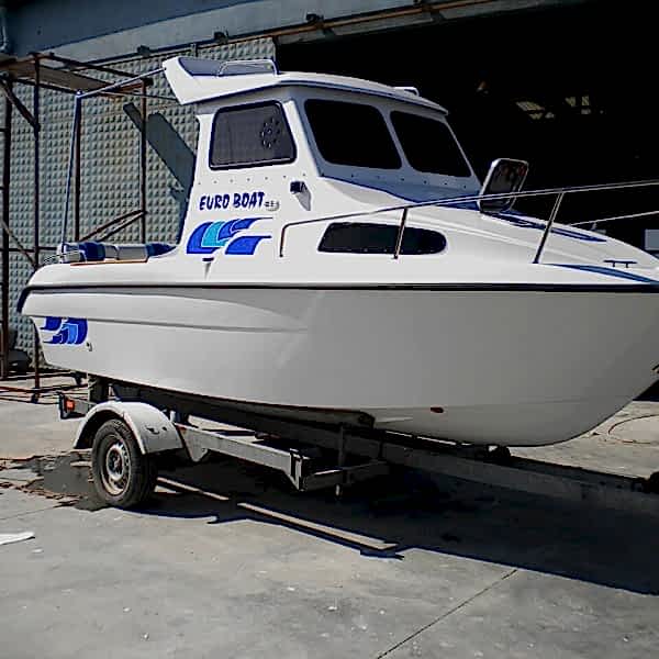600FM Fisherman Kamaralı Tekne