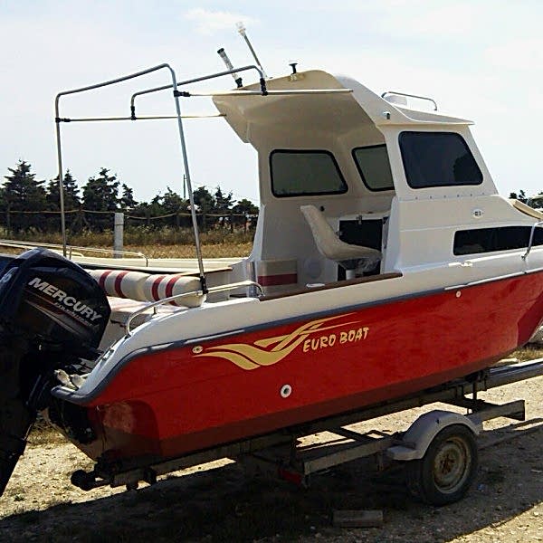 600FM Fisherman Kamaralı Tekne