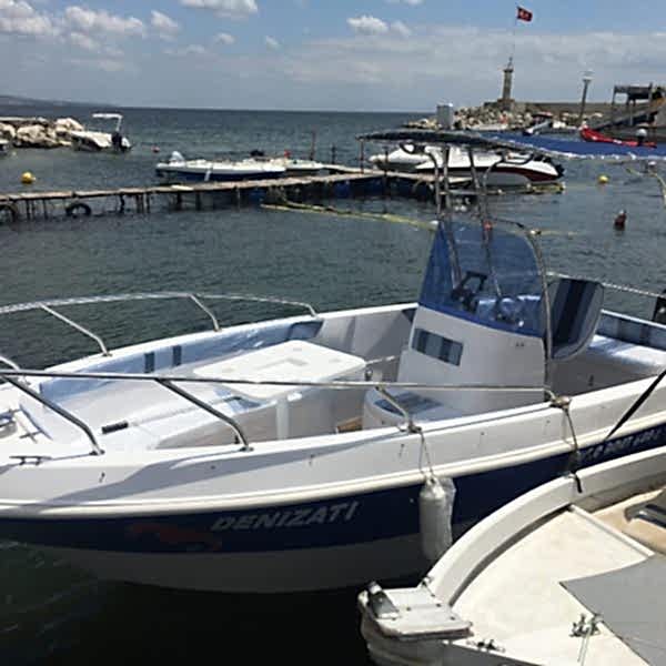 600 Center Console 2019