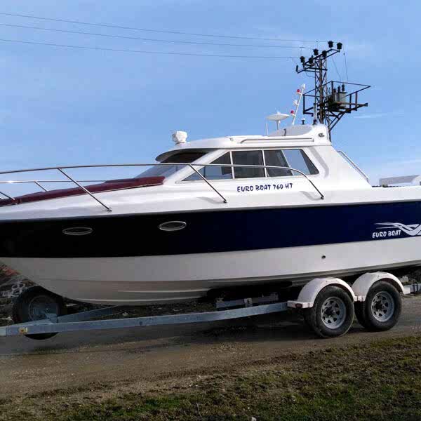 760HT Hard Top | Motoryat